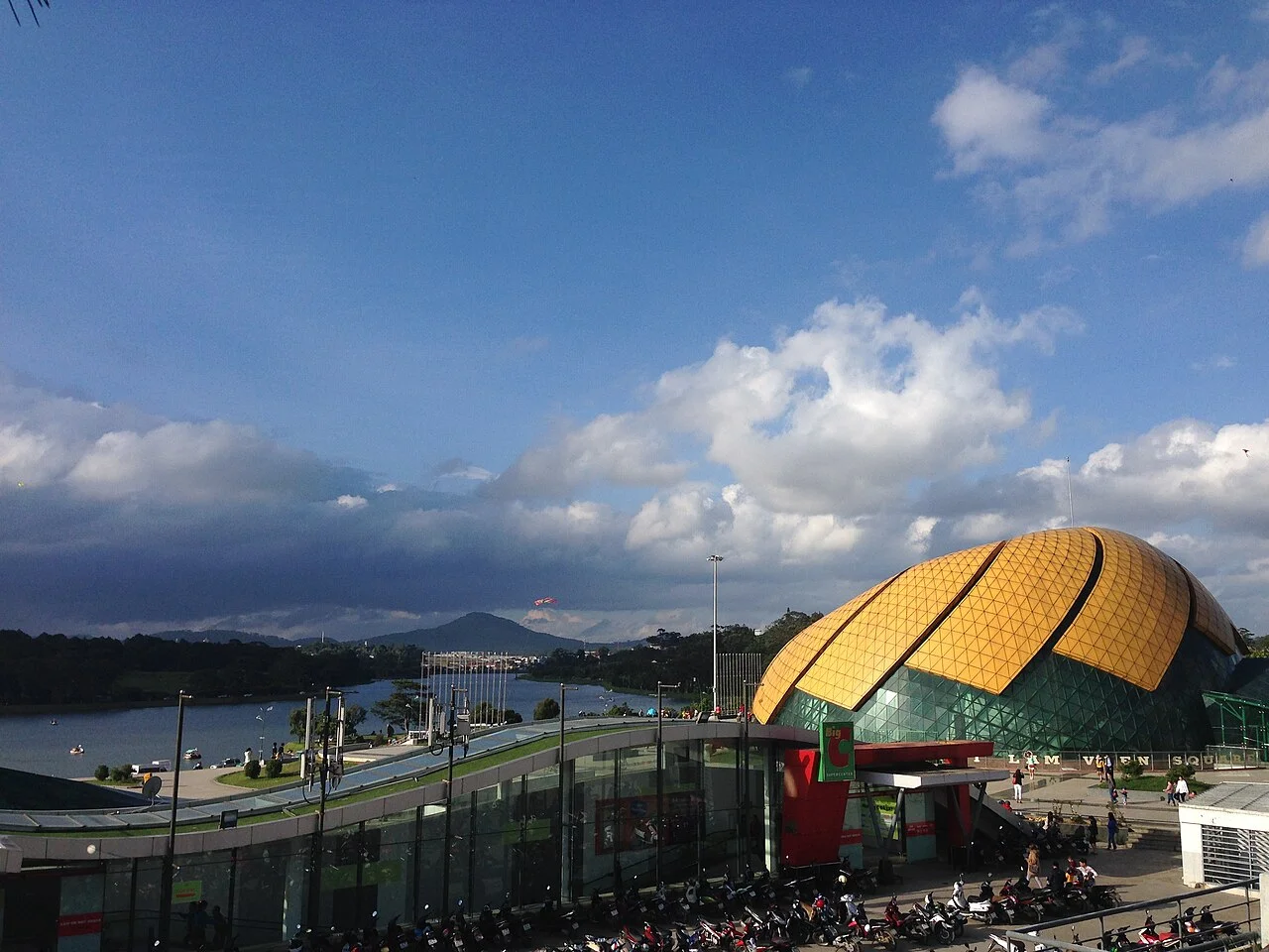 Lam Vien Square, Da Lat