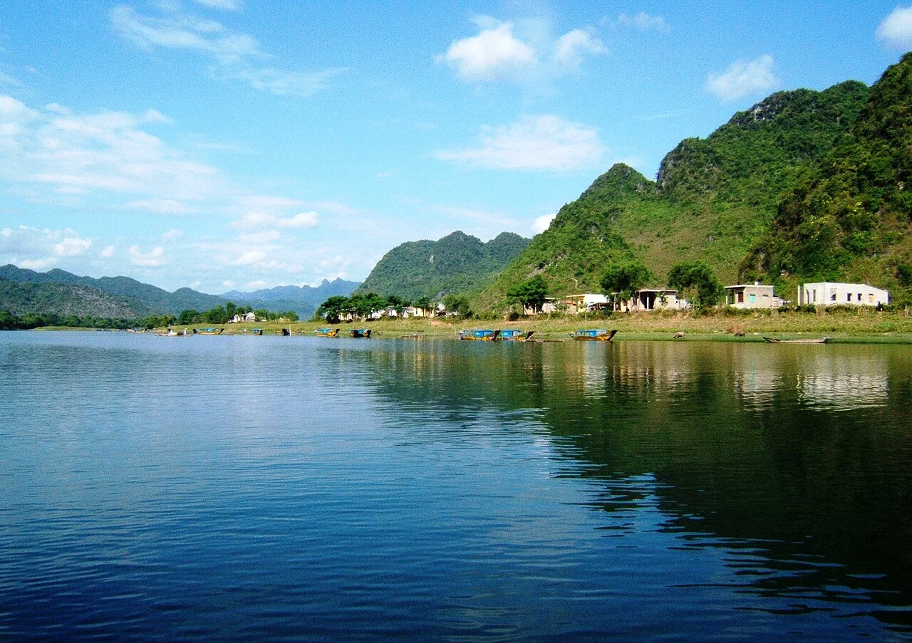 Son River, Phong Nha