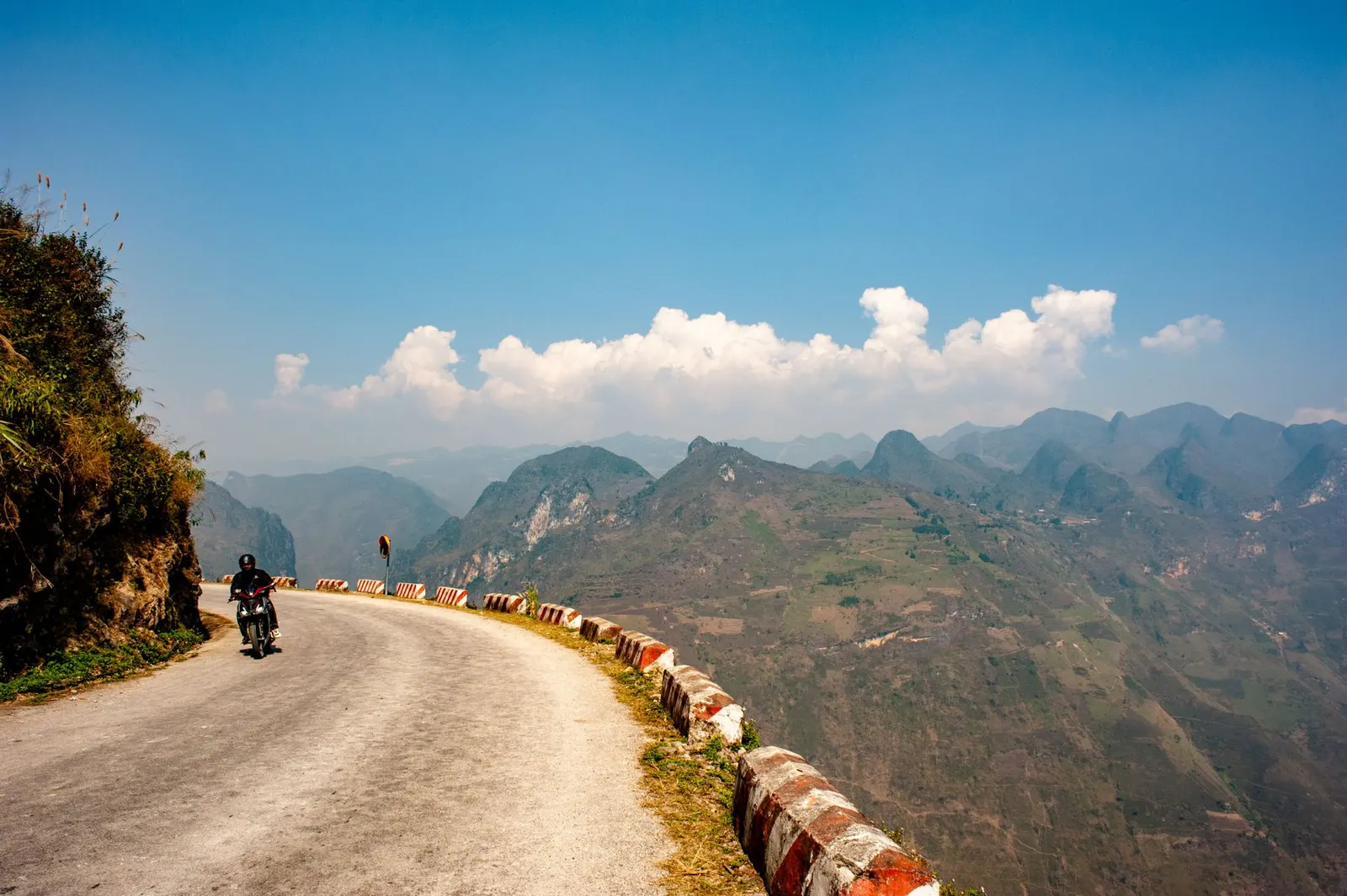 Ma Pi Leng mountain road, Vietnam