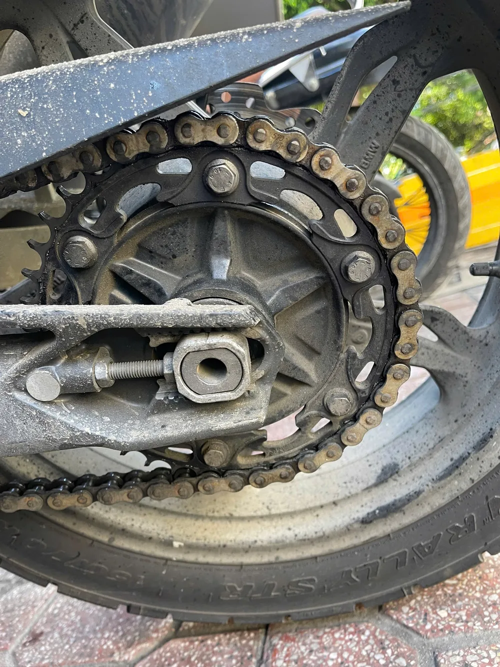 Chain and sprocket before the service